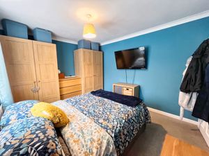 Photo 7- click for photo gallery